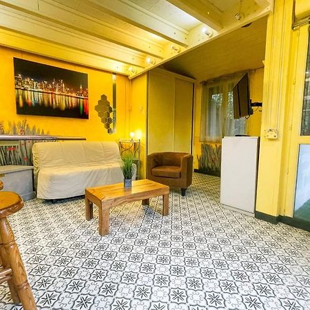 #M1 La Maisonnette Des 3 Ponts Terrace 생테그레브 외부 사진