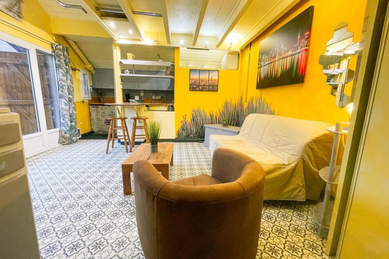 #M1 La Maisonnette Des 3 Ponts Terrace 생테그레브 외부 사진