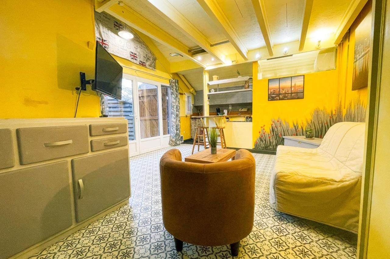 #M1 La Maisonnette Des 3 Ponts Terrace 생테그레브 외부 사진